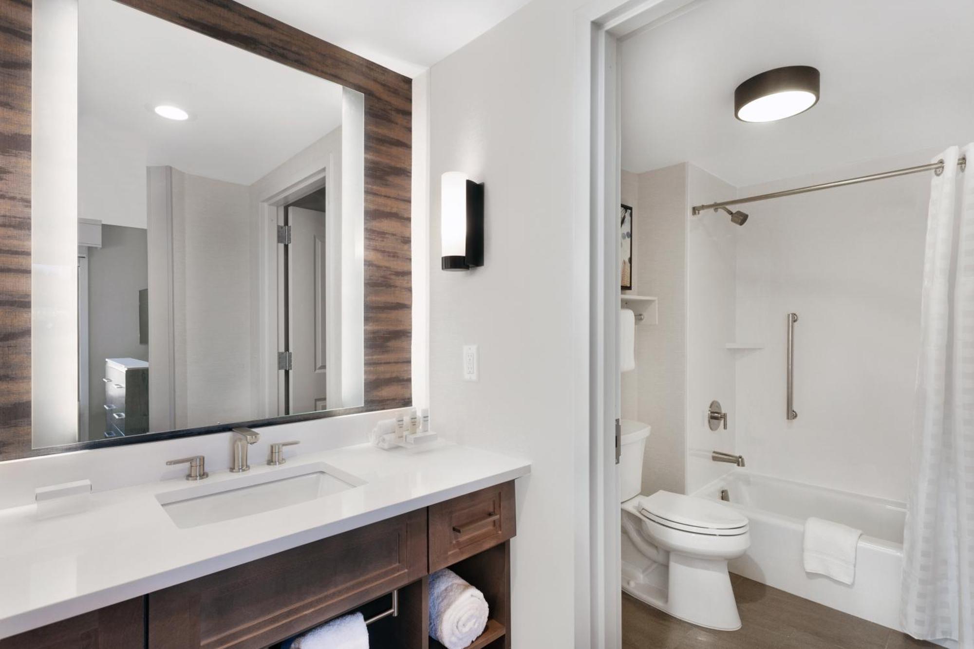Homewood Suites By Hilton Providence Downtown Экстерьер фото