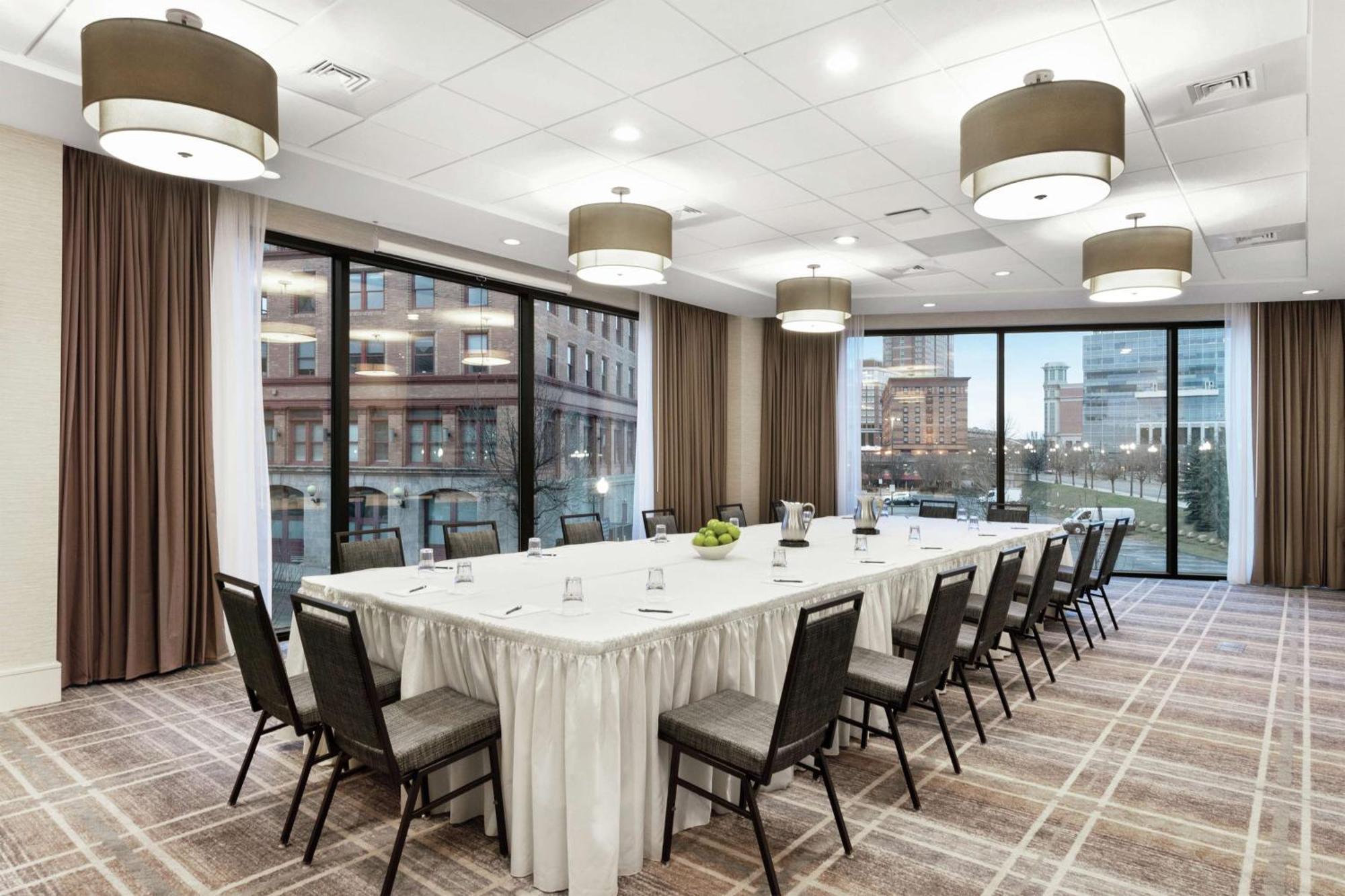 Homewood Suites By Hilton Providence Downtown Экстерьер фото
